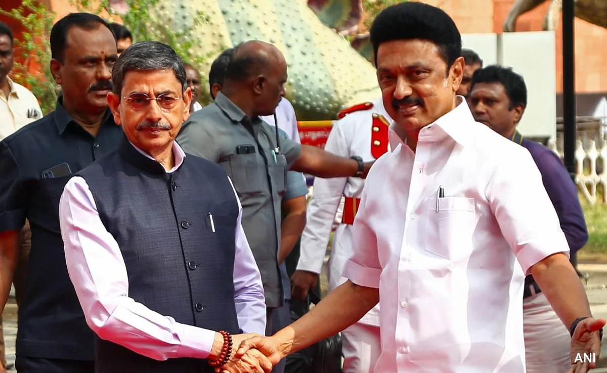 R. N. Ravi with Tamil Nadu CM MK Stalin